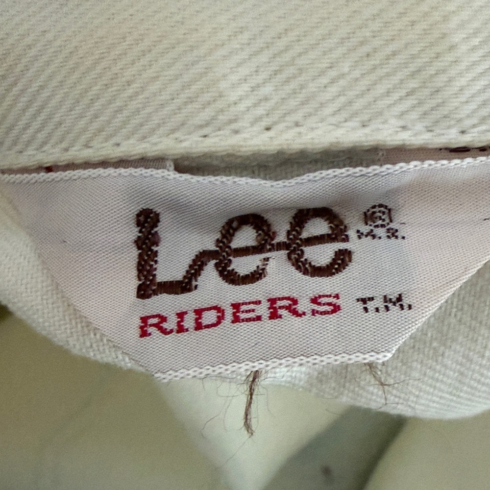 Vintage Lee Riders Hand Painted Denim Jacket White Artsy Boho Watercolor OOAK - Picture 12 of 12